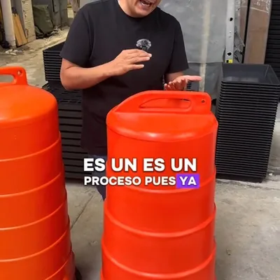 El mismo Trafitambo, dos formas de fabricarlo. ¿Notas la diferencia? 🏭

Rotomol