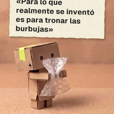 Reel de Instagram de Packwall: ¿Para qué se inventó el plástico burbuja? En nuestro video de su origen contamos que nació
